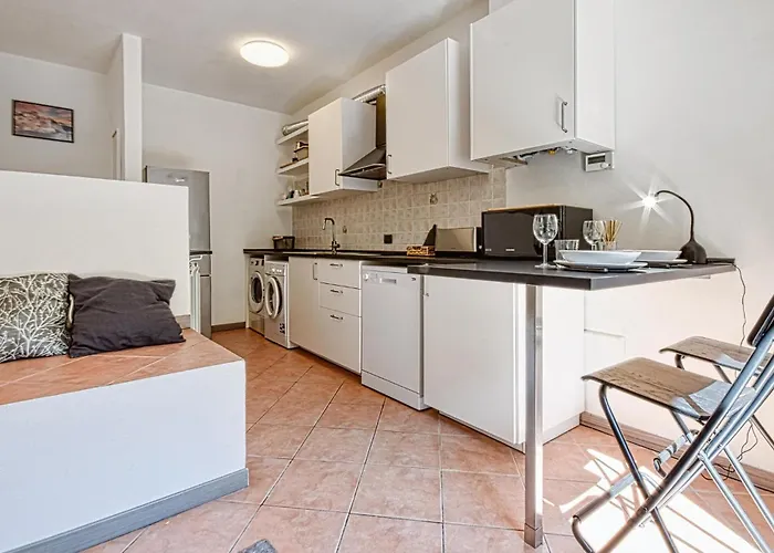 1 Bedroom Beautiful In Semesterbostad *